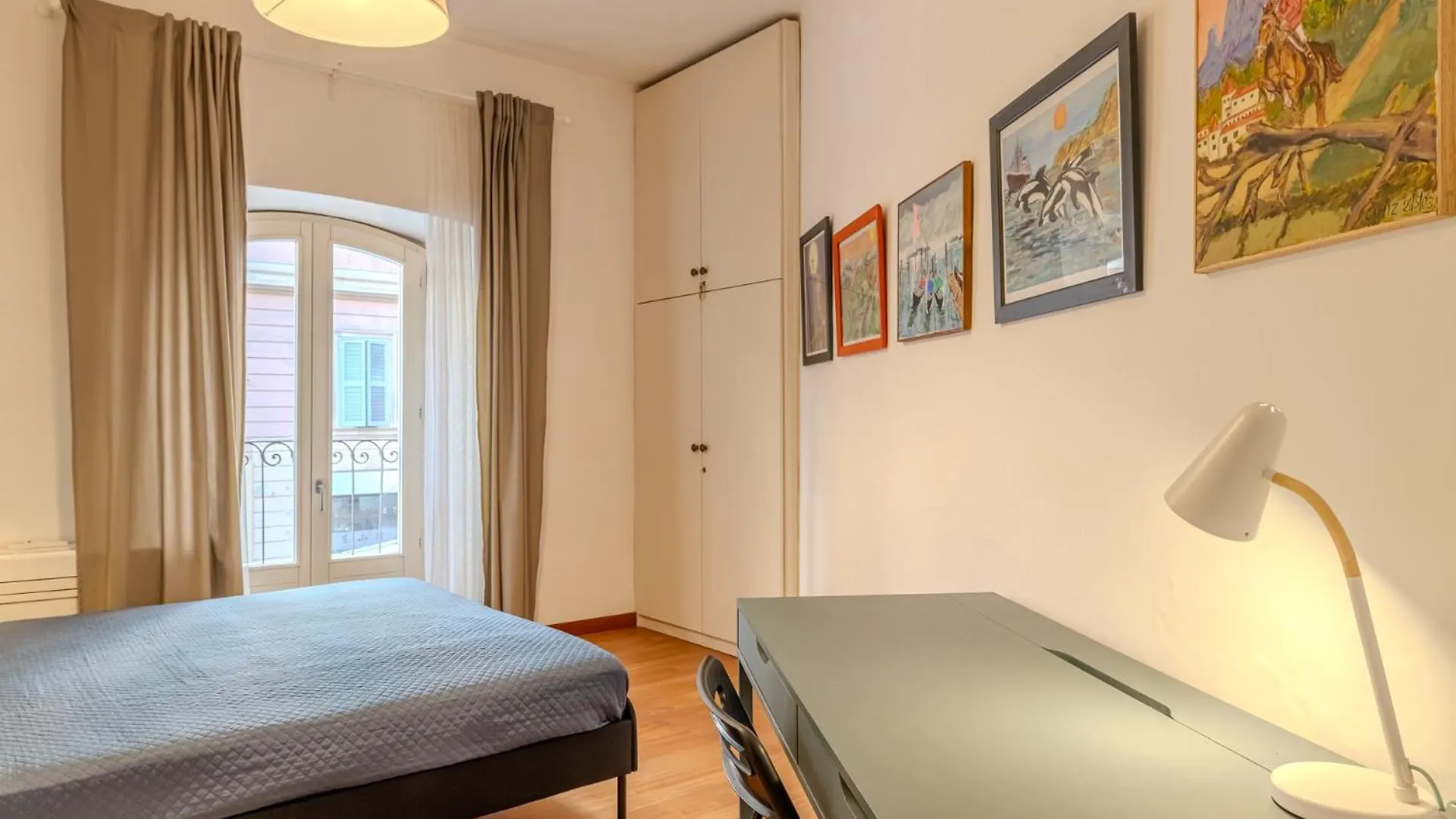 Charme E Stile A Via Foscolo Apartment Rome