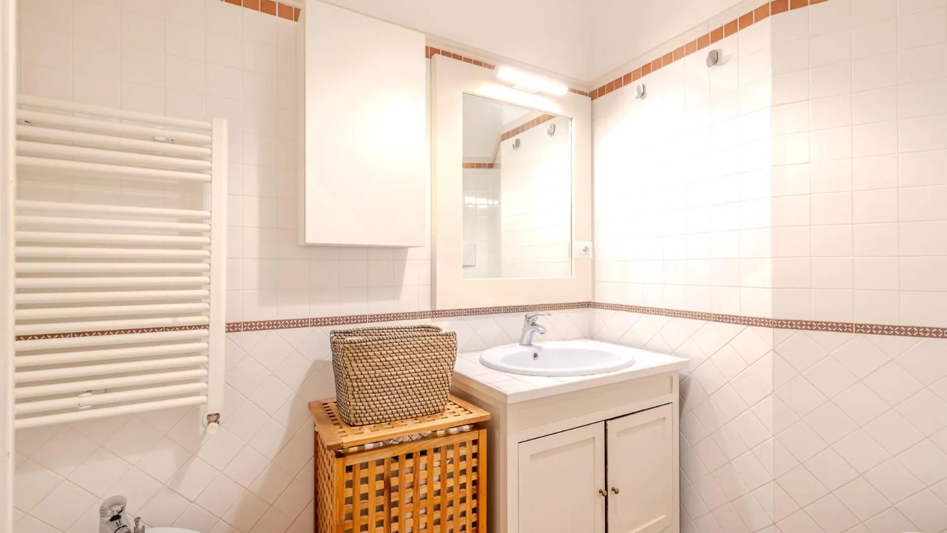 Charme E Stile A Via Foscolo Apartment Rome