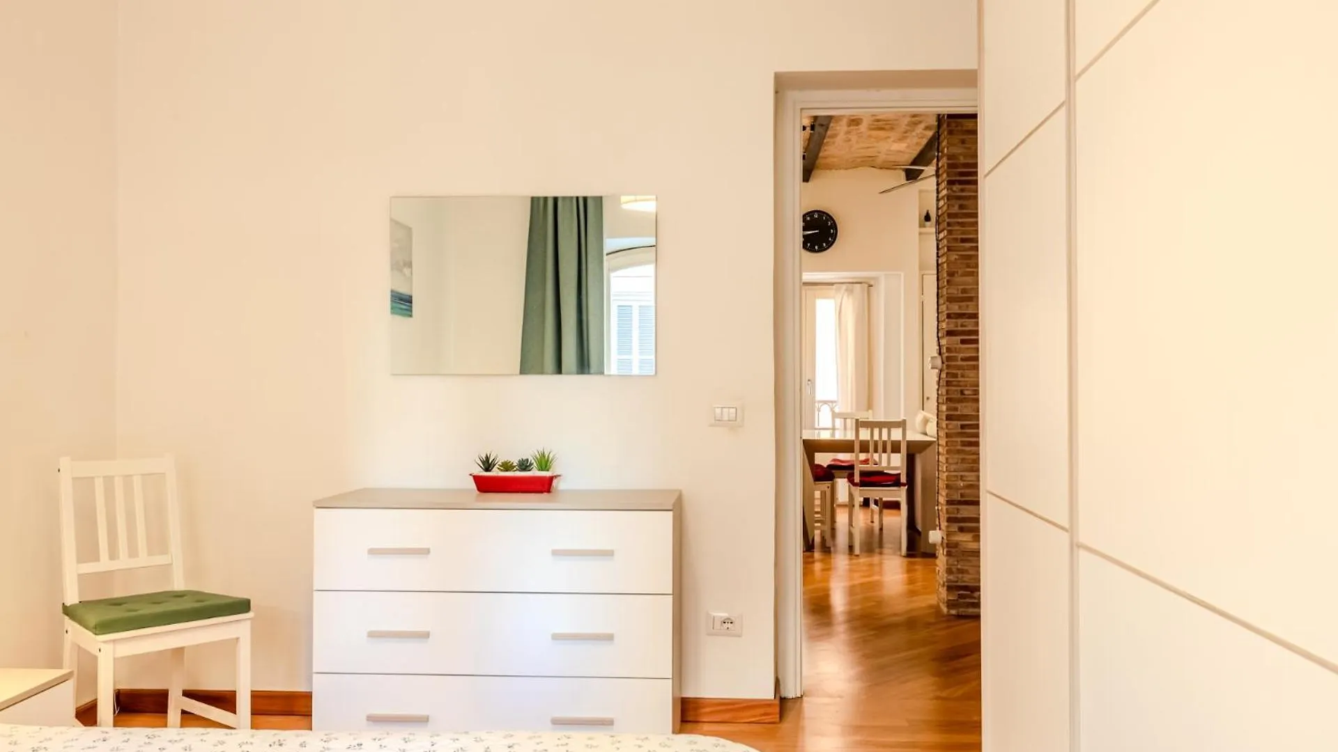 Charme E Stile A Via Foscolo Apartment Rome